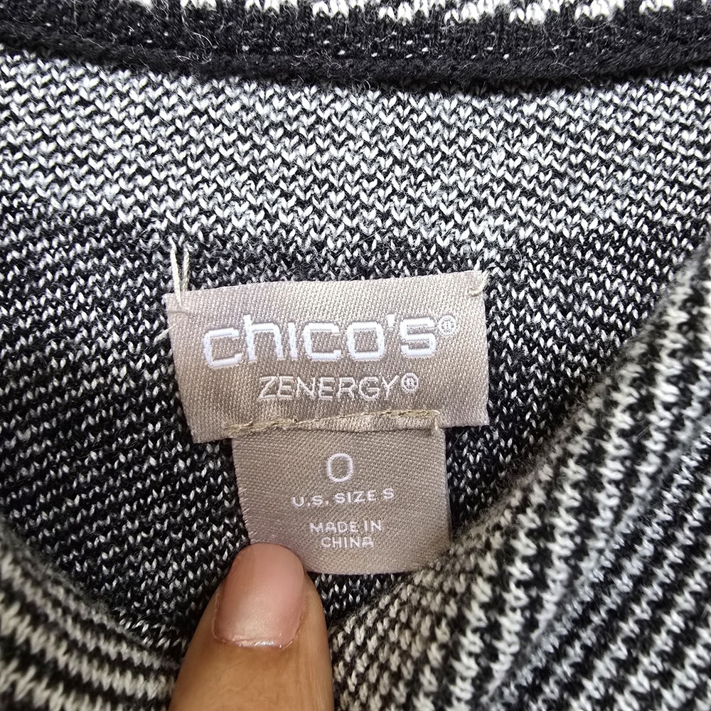 Chico's Zenergy Black White Cotton Cashmere Mock Neck Tank Top Women Sz 0 Small - Picture 2 of 4
